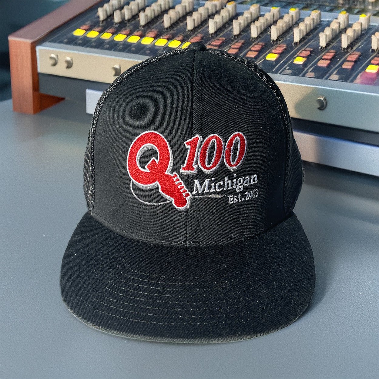 Q100 Retro Trucker Hat - DecalFreakz